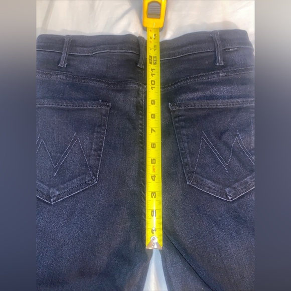 Mother Jeans Women’s Size 32 The Hustler Ankle Fray Black Denim Raw Hem - Picture 8 of 8